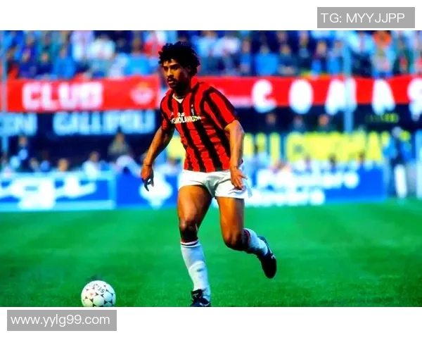 足球明星精彩瞬间集锦各路球星踢球姿态尽显风采与魅力 足球明星精彩瞬间集锦各路球星踢球姿态尽显风采与魅力