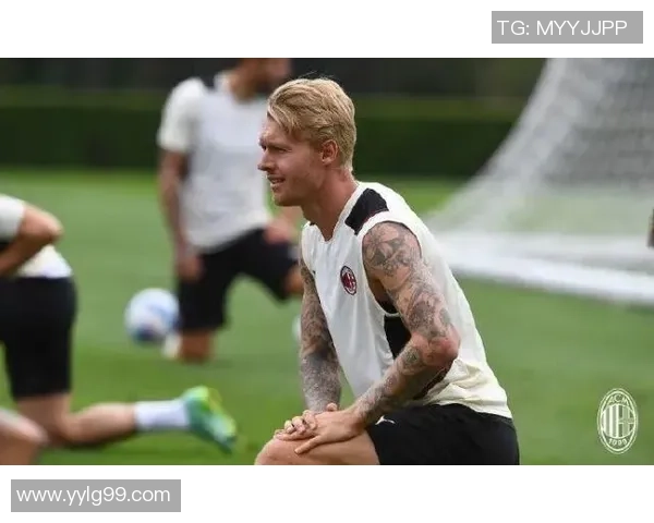 足球明星Nina的精彩瞬间与独特动作解析 足球明星Nina的精彩瞬间与独特动作解析